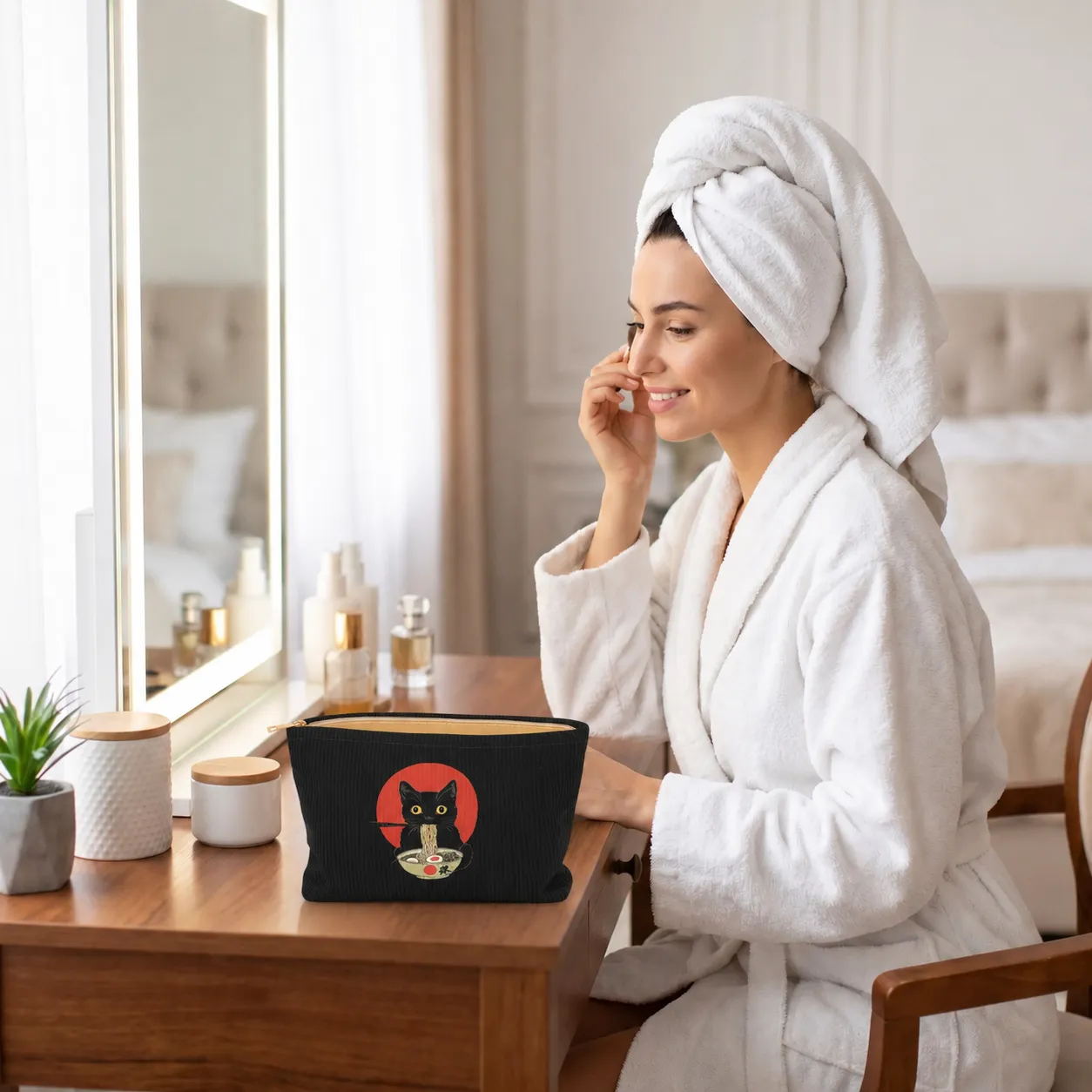 Amour de Chat 2 pochette maquillage chat ramen rouge